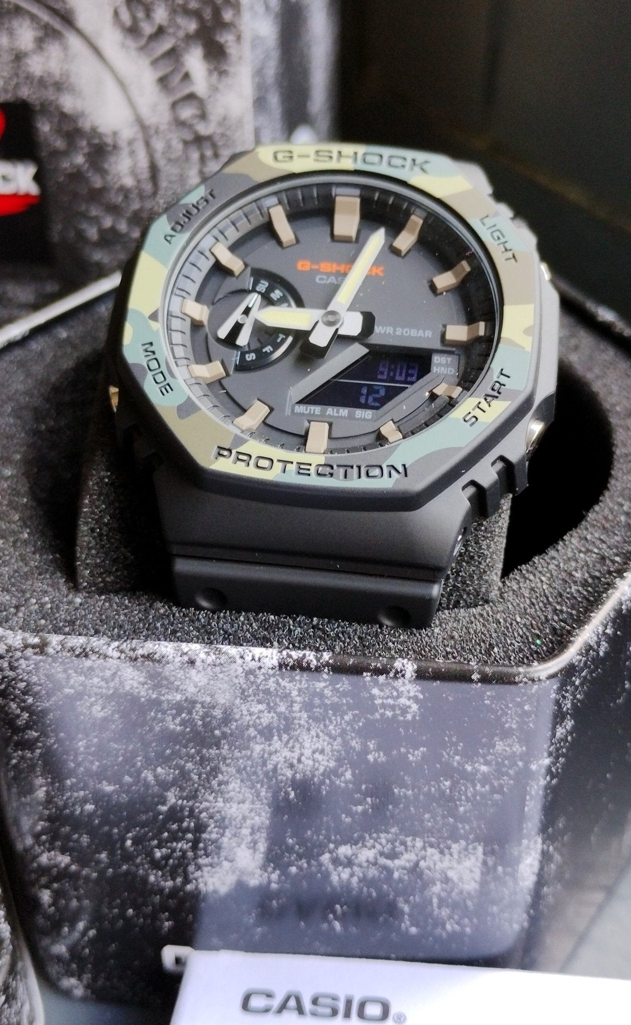 Casio G-Shock GA-2100SU-1AER Carbon Core Camouflage Men's Watch - Chronographworld