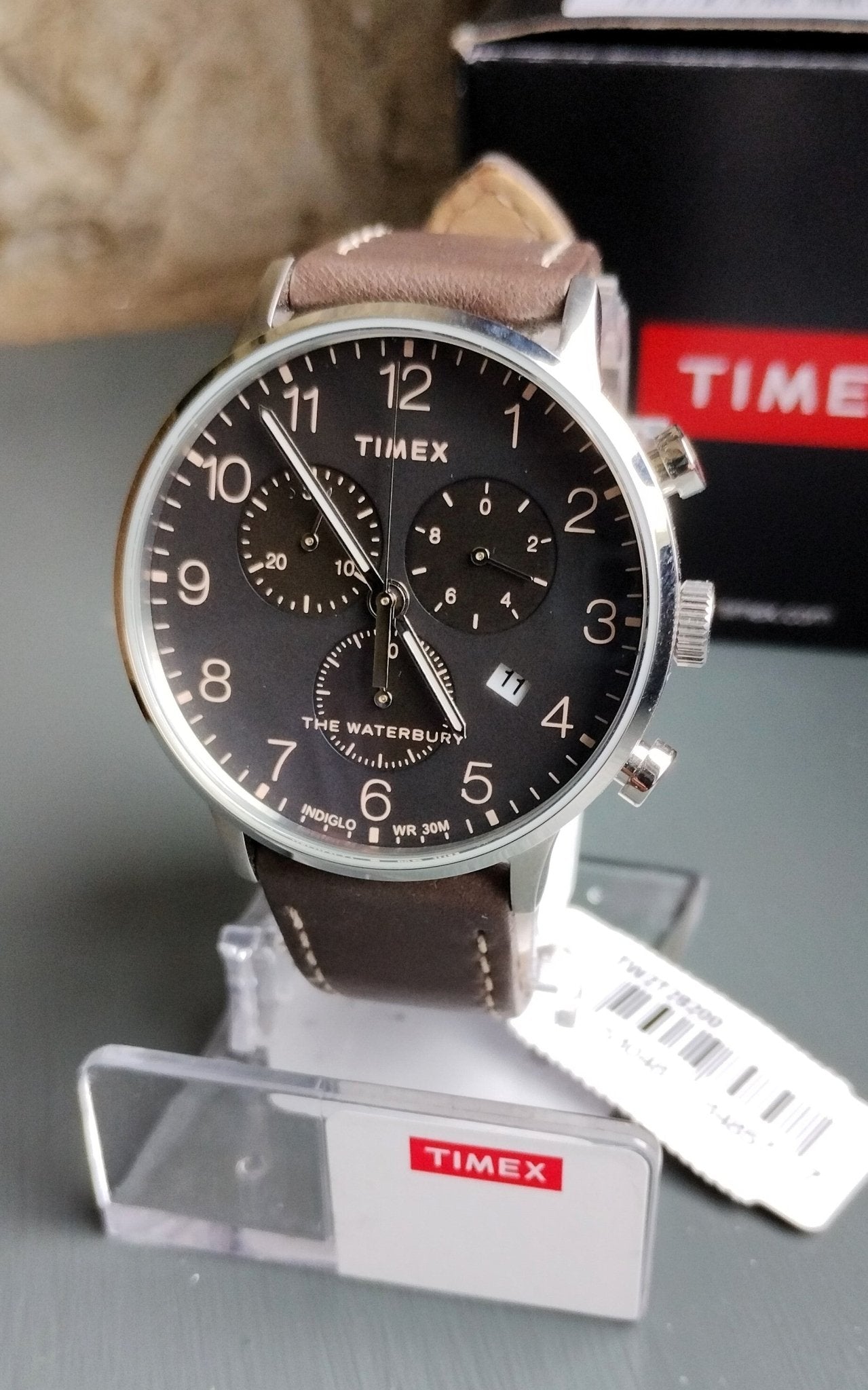 Timex Men's Watch TW2T28200 The Waterbury Chronograph Date Display Black Dial rrp £132 - Chronographworld