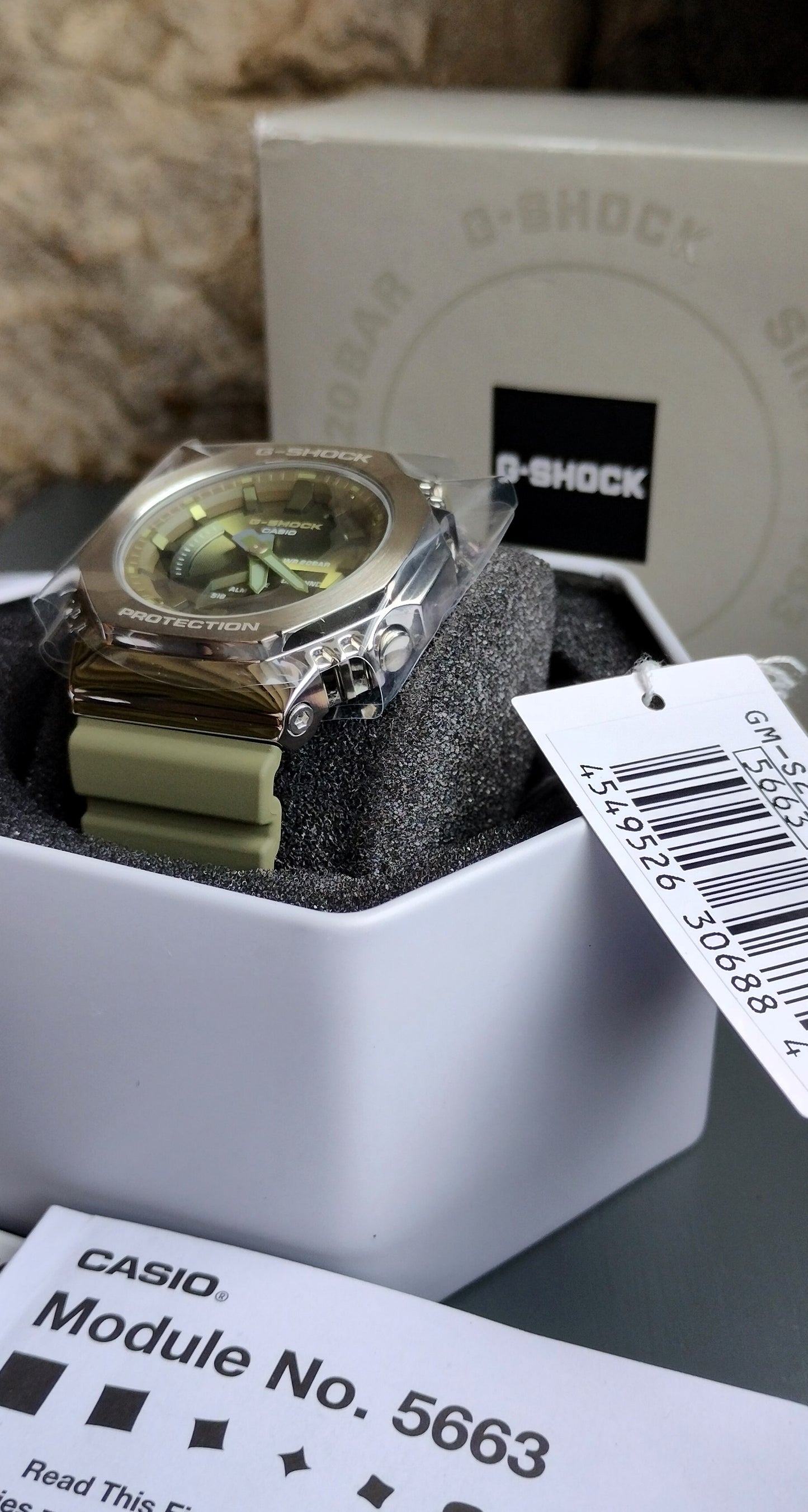 Casio G-Shock Classic Women's Watch Silver / Olive Green GM-S2100-3AER